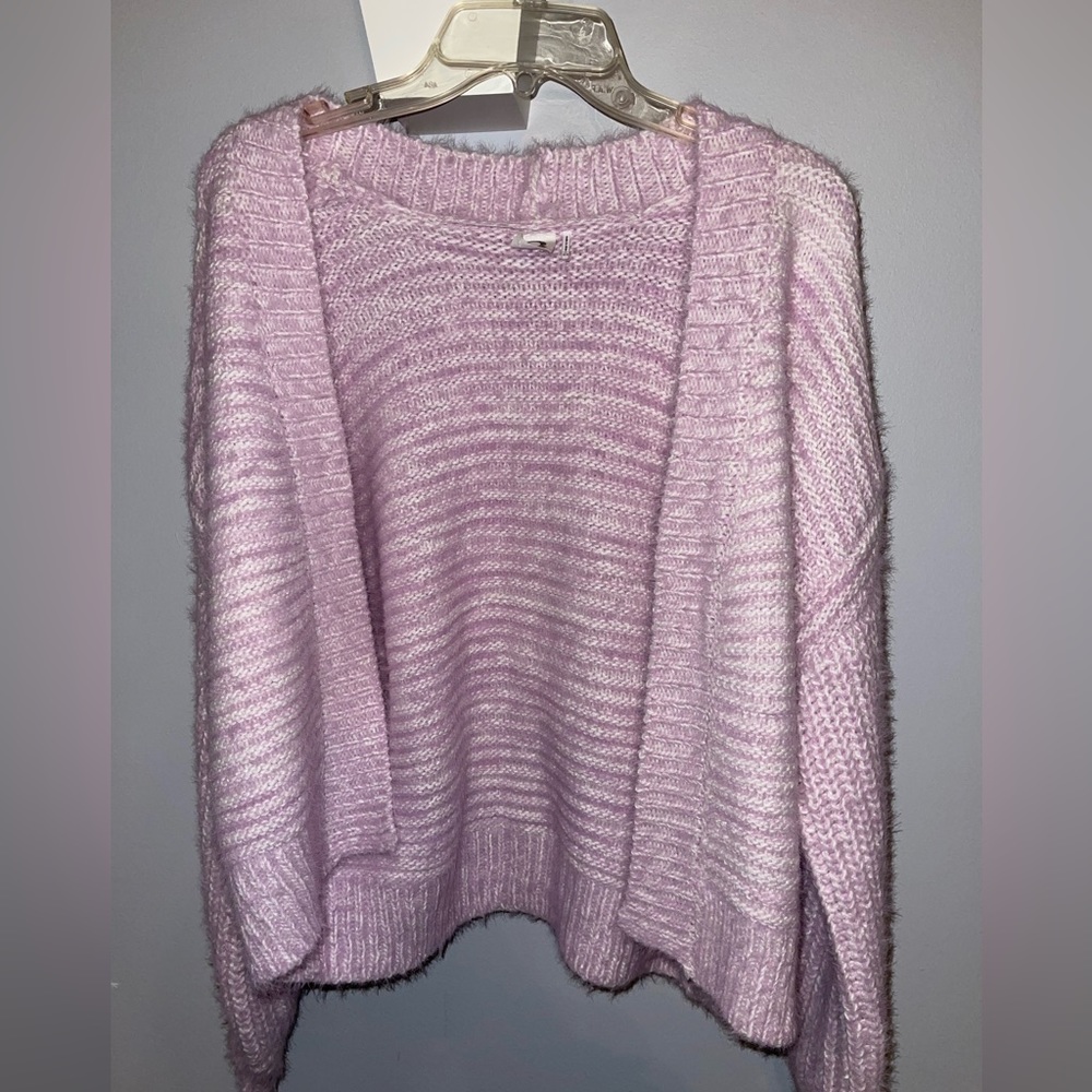 Akemi + Kin sweater